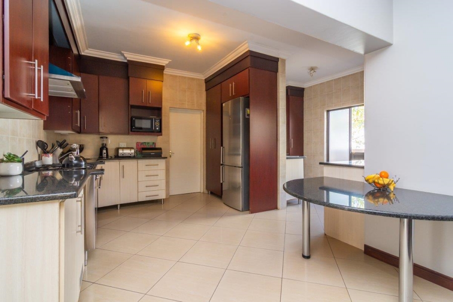 To Let 3 Bedroom Property for Rent in Homes Haven Gauteng