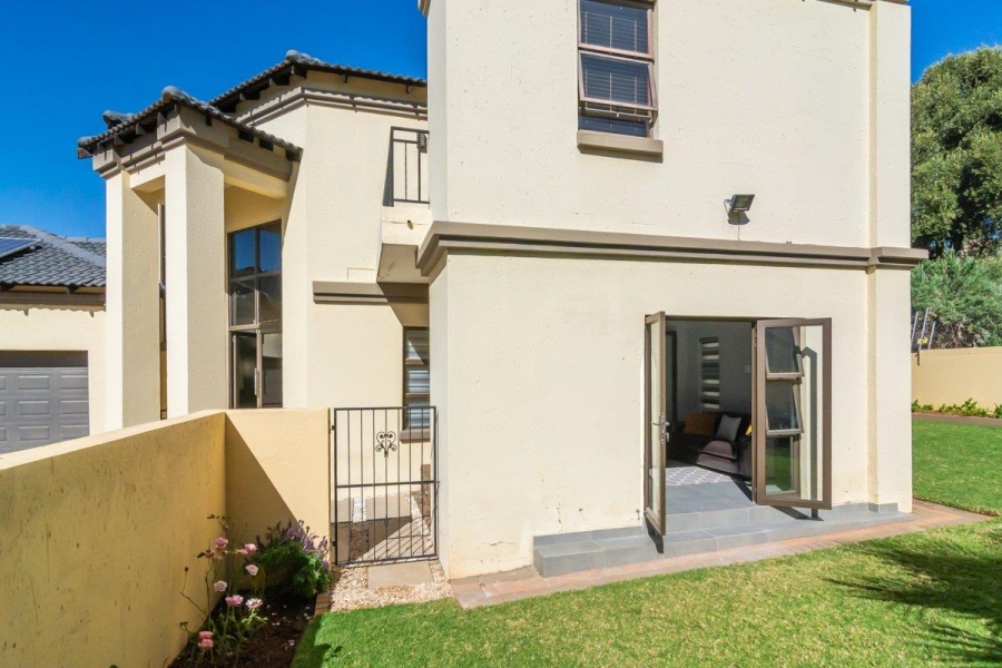 To Let 3 Bedroom Property for Rent in Homes Haven Gauteng