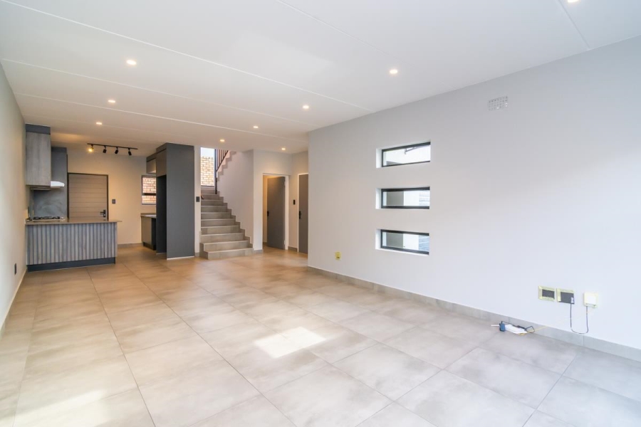 3 Bedroom Property for Sale in Noordheuwel Gauteng