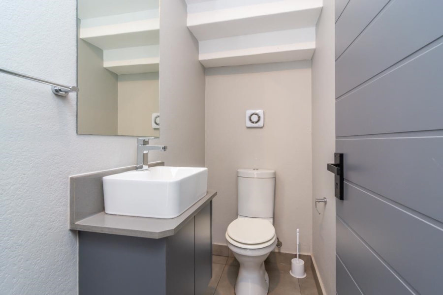 3 Bedroom Property for Sale in Noordheuwel Gauteng