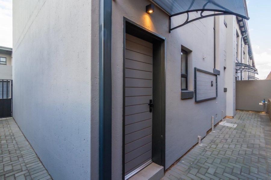 3 Bedroom Property for Sale in Noordheuwel Gauteng