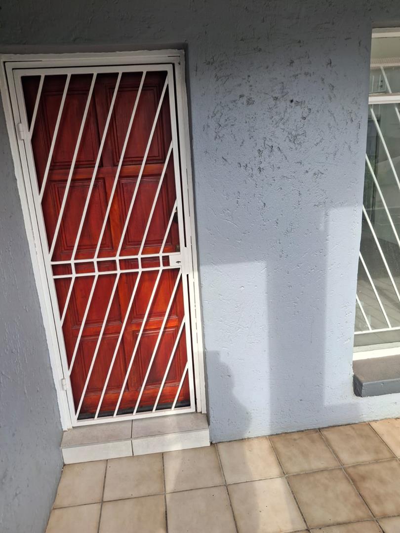 0 Bedroom Property for Sale in Linmeyer Gauteng