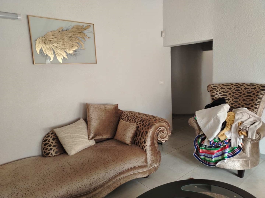 4 Bedroom Property for Sale in Flourana Gauteng