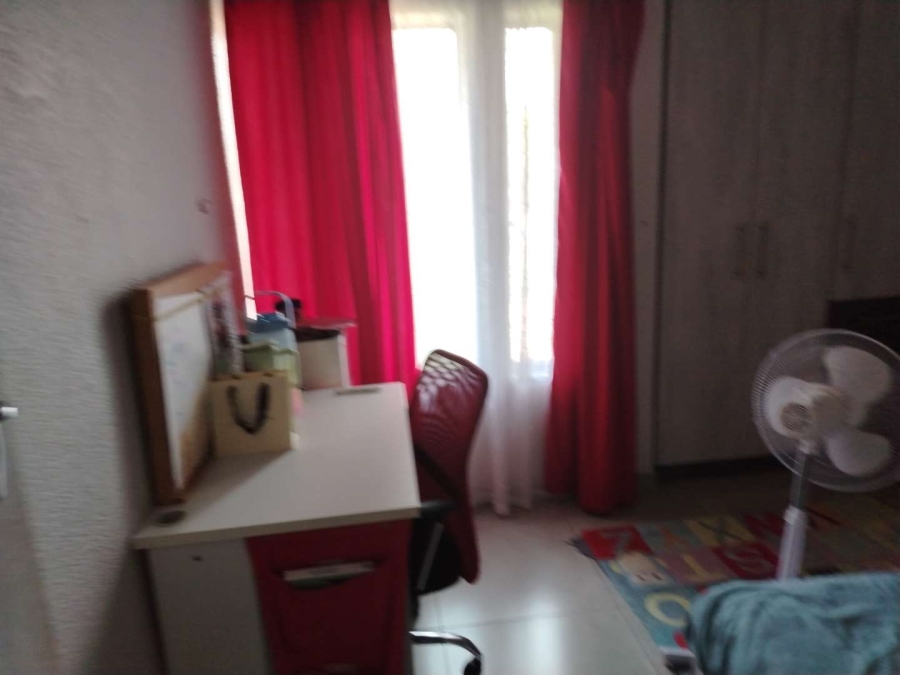 4 Bedroom Property for Sale in Flourana Gauteng