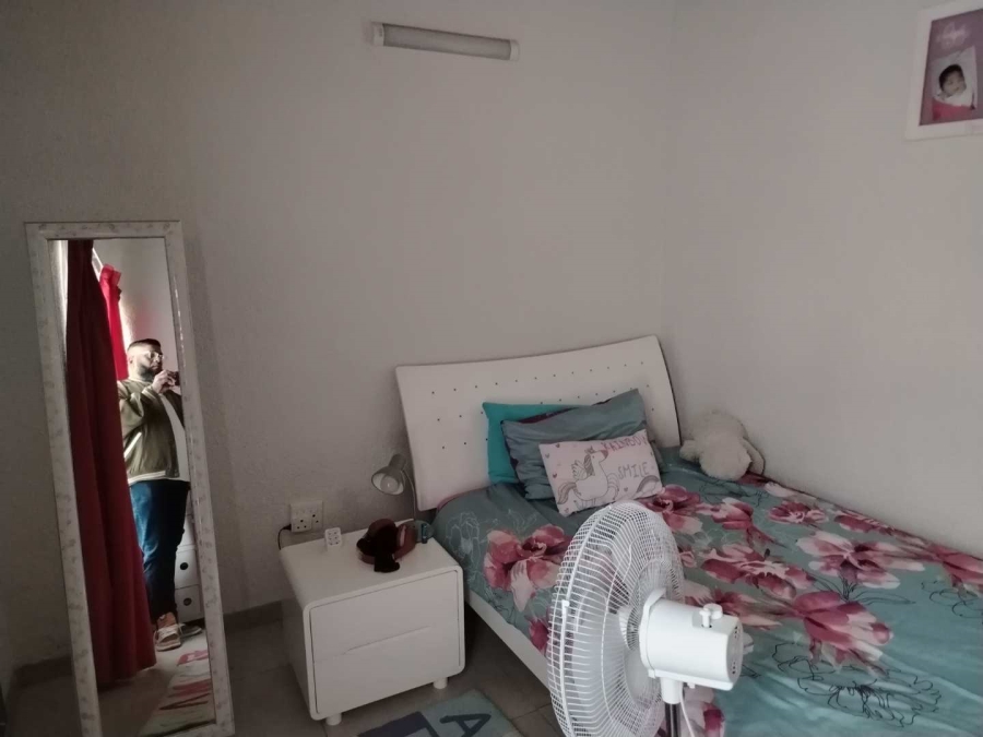 4 Bedroom Property for Sale in Flourana Gauteng