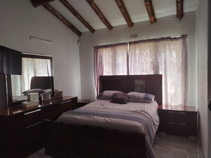 4 Bedroom Property for Sale in Flourana Gauteng