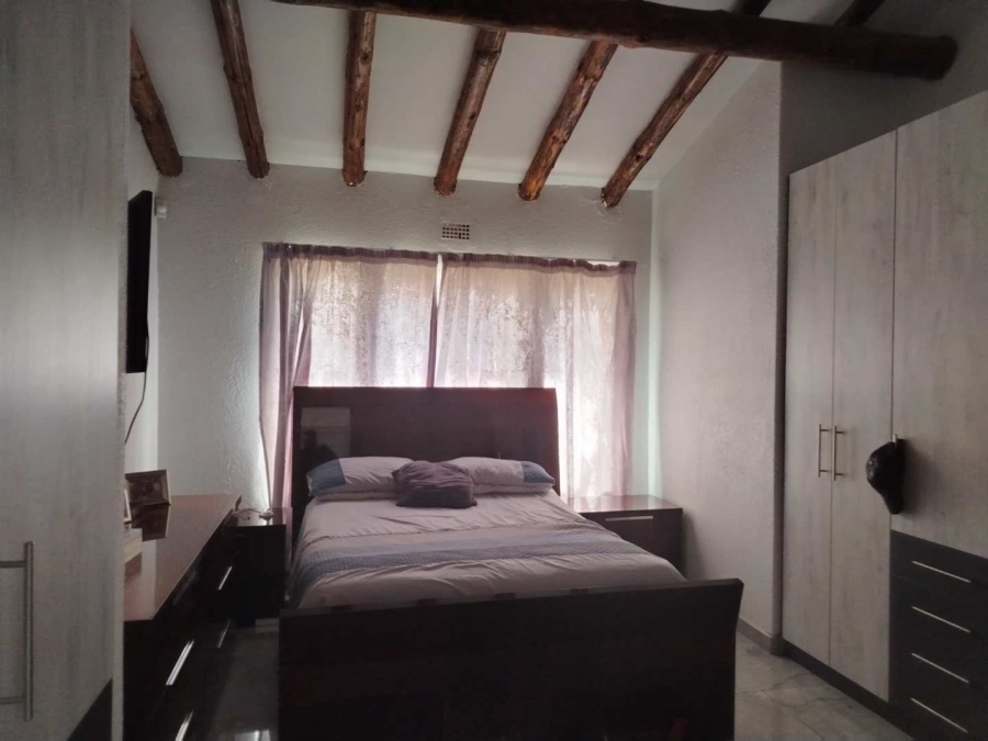4 Bedroom Property for Sale in Flourana Gauteng