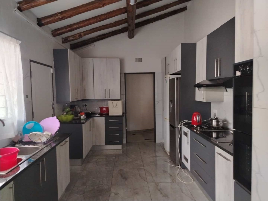 4 Bedroom Property for Sale in Flourana Gauteng