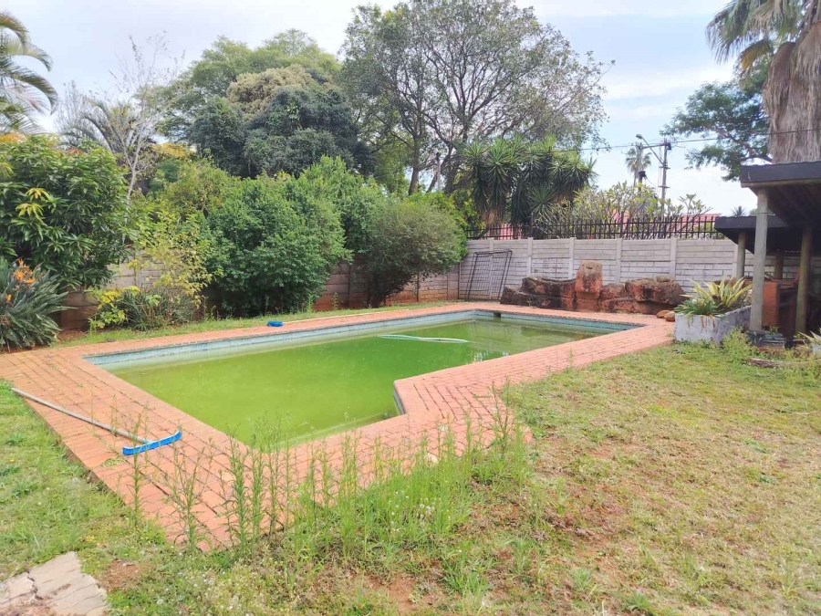 4 Bedroom Property for Sale in Flourana Gauteng