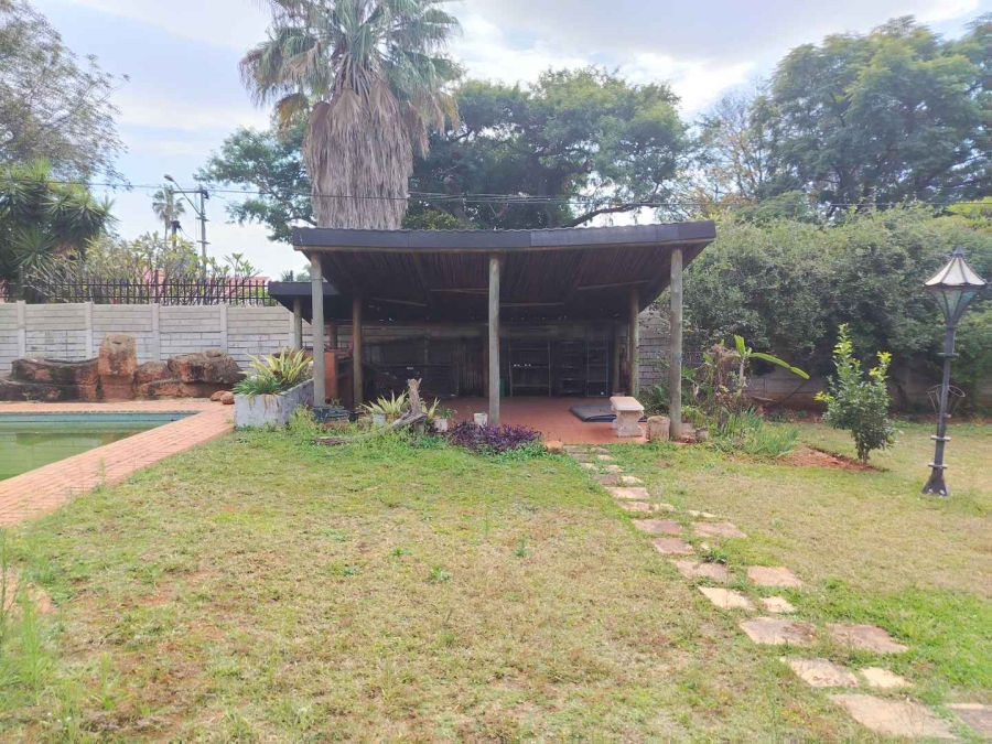 4 Bedroom Property for Sale in Flourana Gauteng