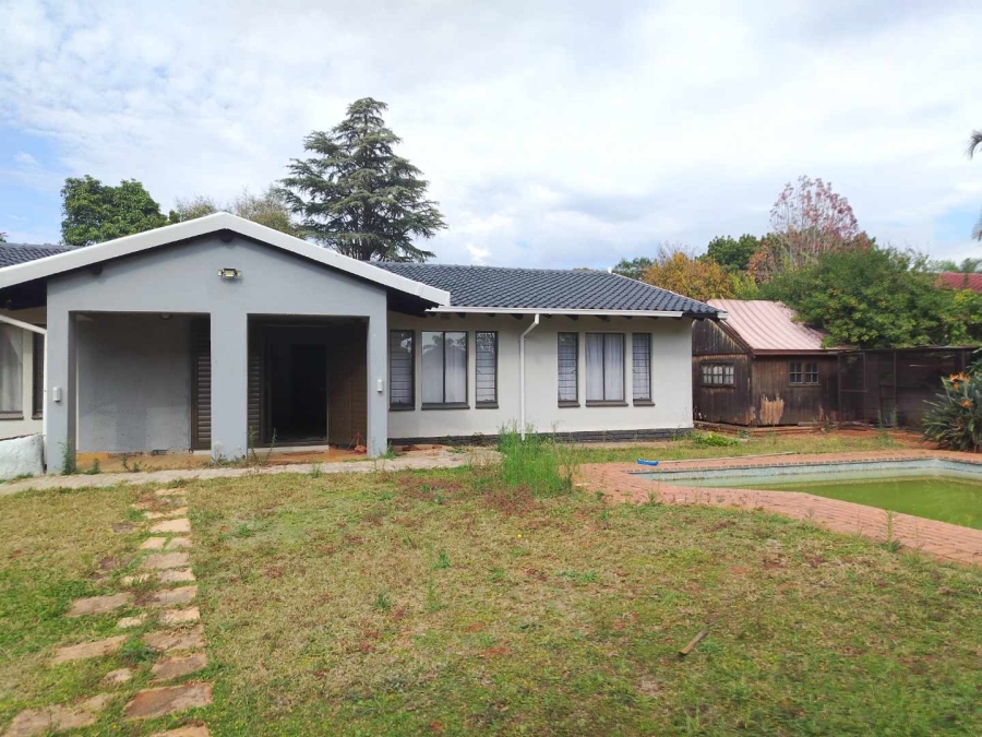 4 Bedroom Property for Sale in Flourana Gauteng
