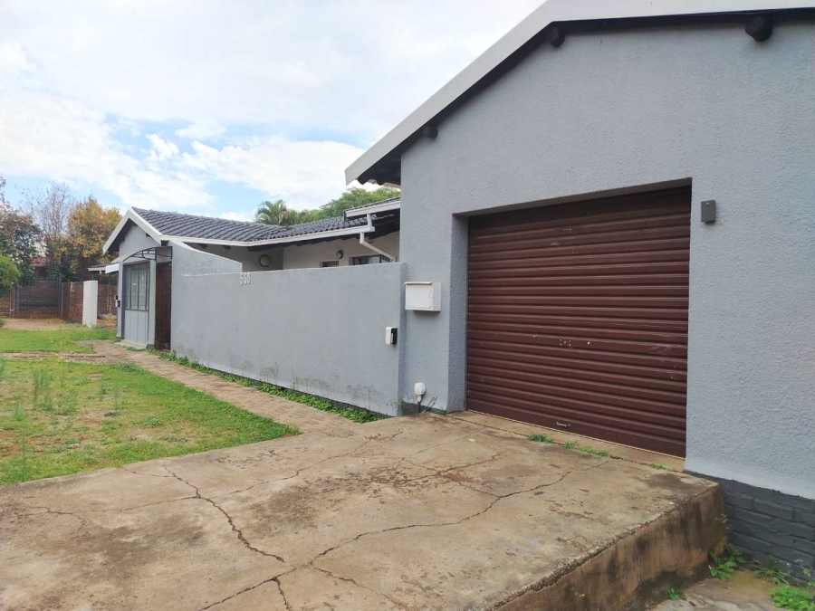 4 Bedroom Property for Sale in Flourana Gauteng