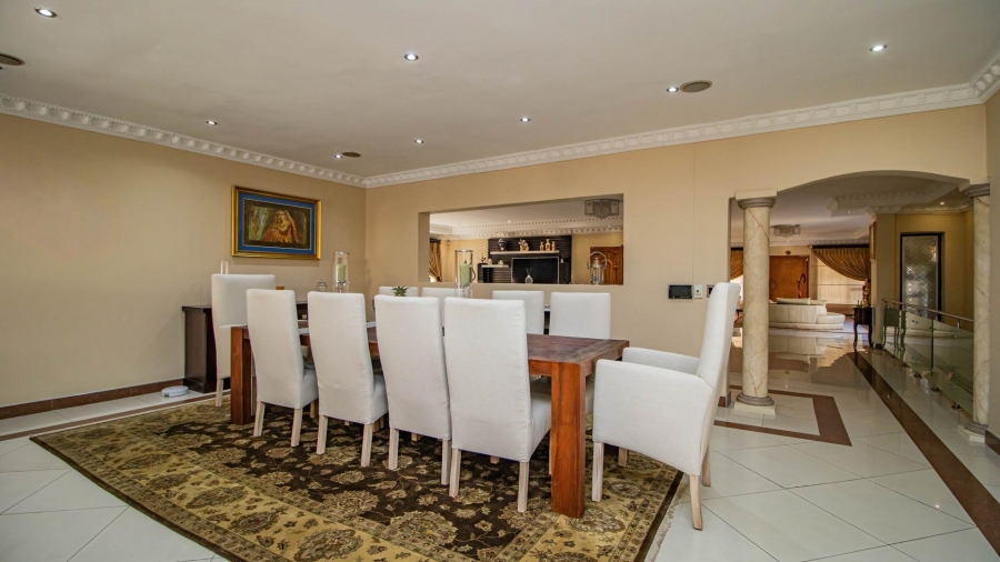4 Bedroom Property for Sale in Lakefield Gauteng