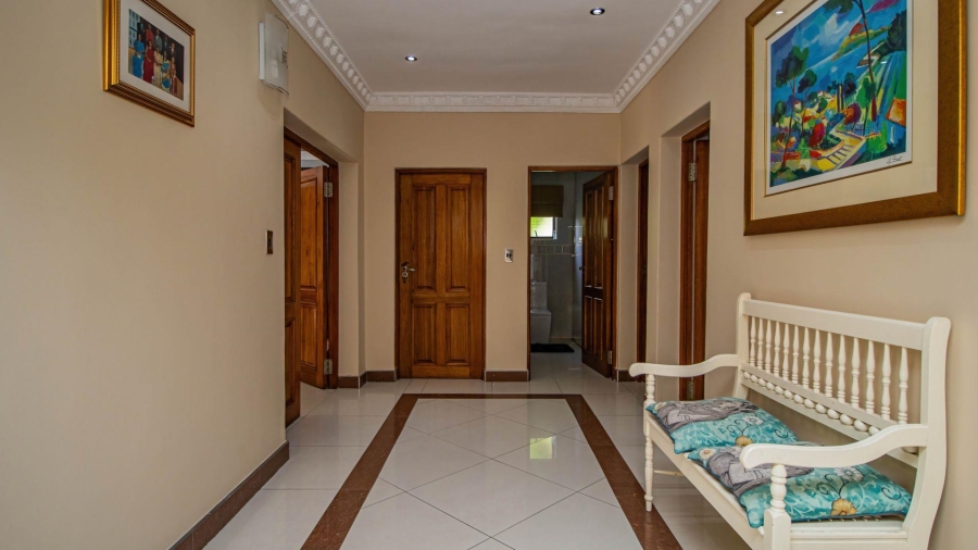 4 Bedroom Property for Sale in Lakefield Gauteng