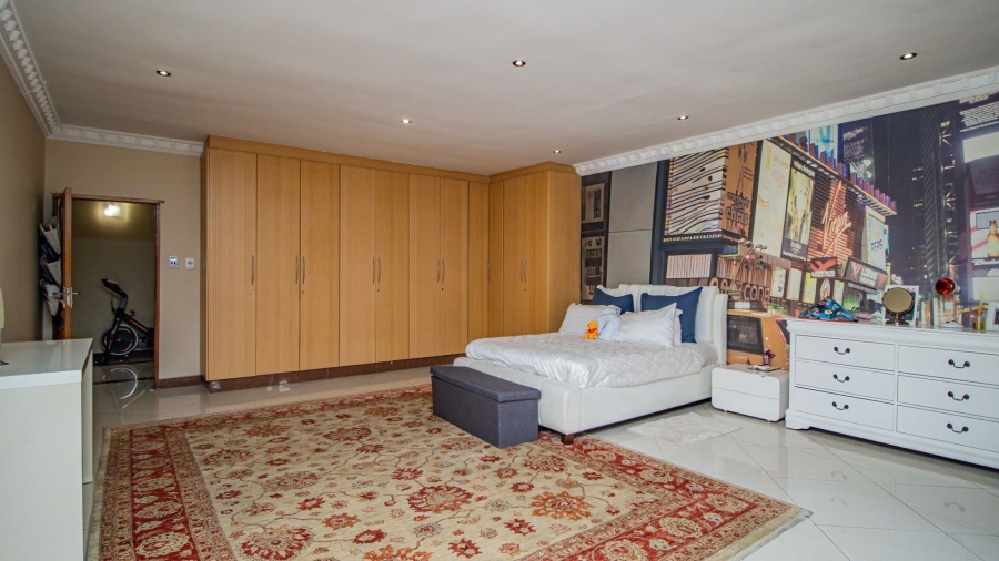 4 Bedroom Property for Sale in Lakefield Gauteng