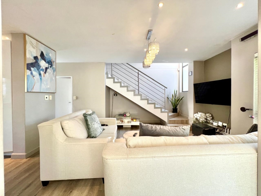 To Let 3 Bedroom Property for Rent in Wendywood Gauteng