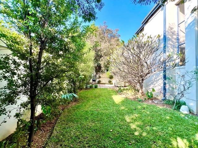 To Let 3 Bedroom Property for Rent in Wendywood Gauteng