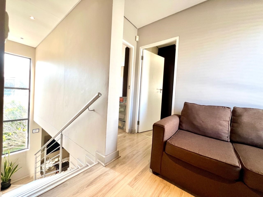 To Let 3 Bedroom Property for Rent in Wendywood Gauteng