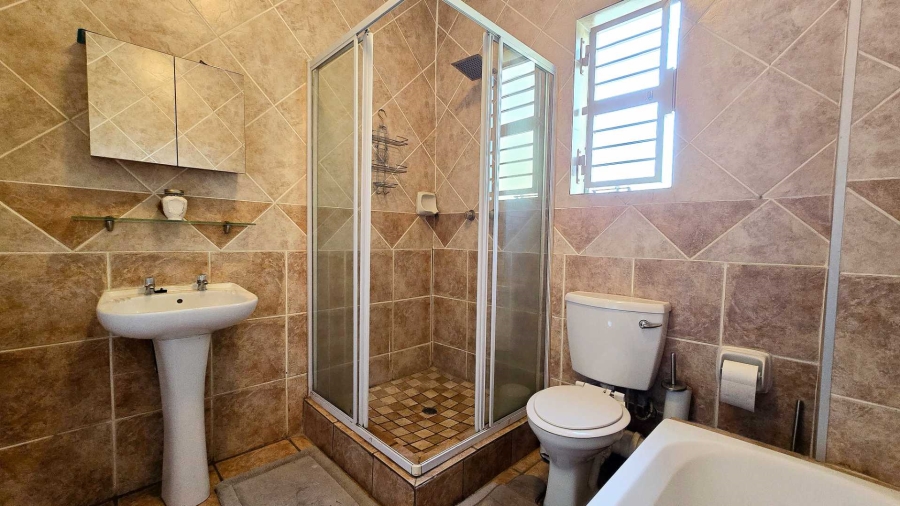 2 Bedroom Property for Sale in Pretorius Park Gauteng