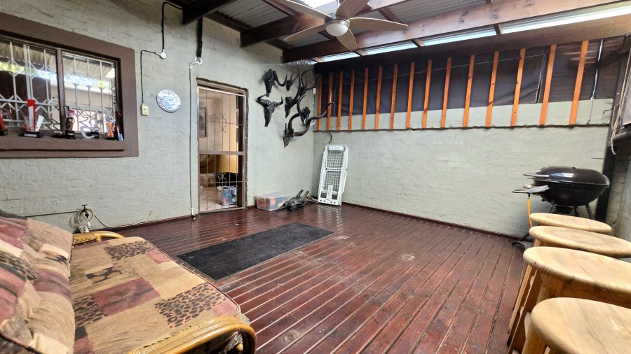 2 Bedroom Property for Sale in Pretorius Park Gauteng