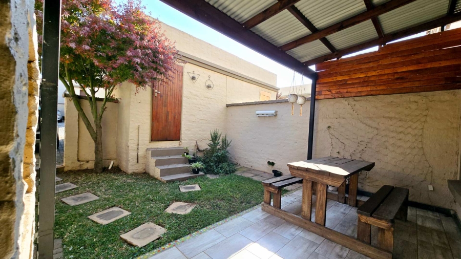 2 Bedroom Property for Sale in Pretorius Park Gauteng