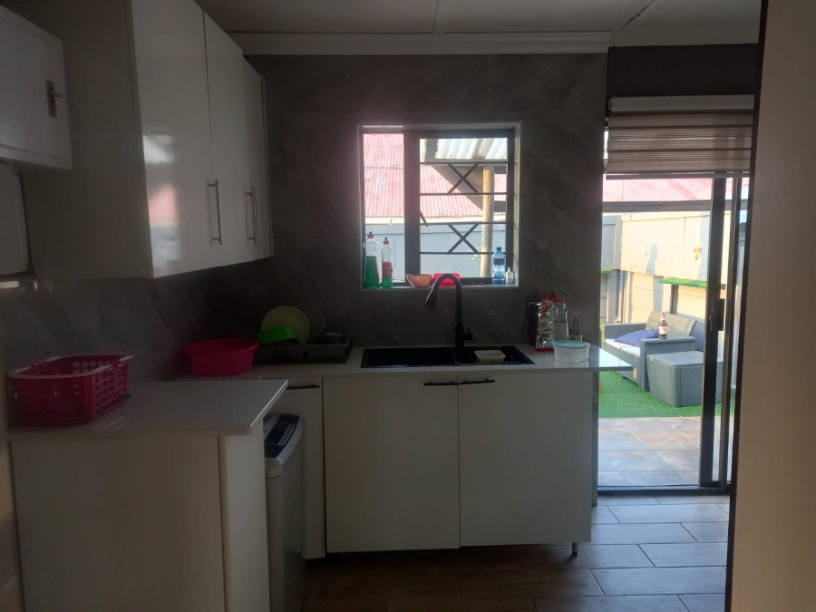 3 Bedroom Property for Sale in Klopperpark Gauteng