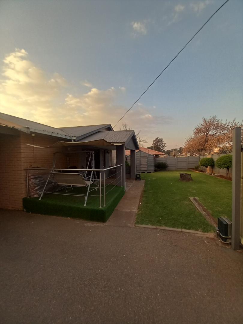 3 Bedroom Property for Sale in Klopperpark Gauteng