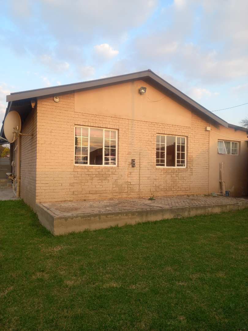 3 Bedroom Property for Sale in Klopperpark Gauteng