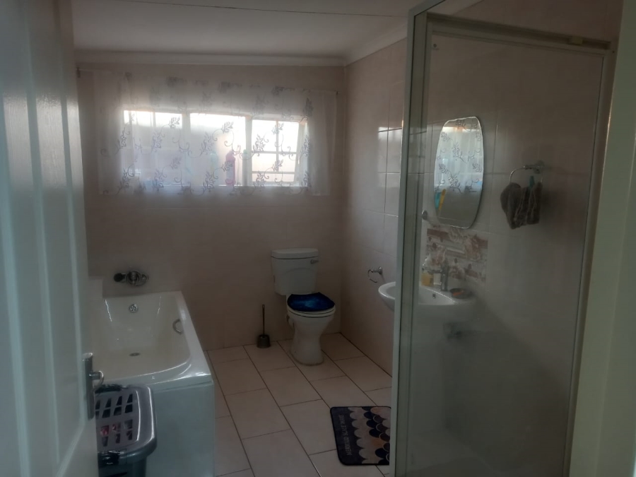 3 Bedroom Property for Sale in Klopperpark Gauteng