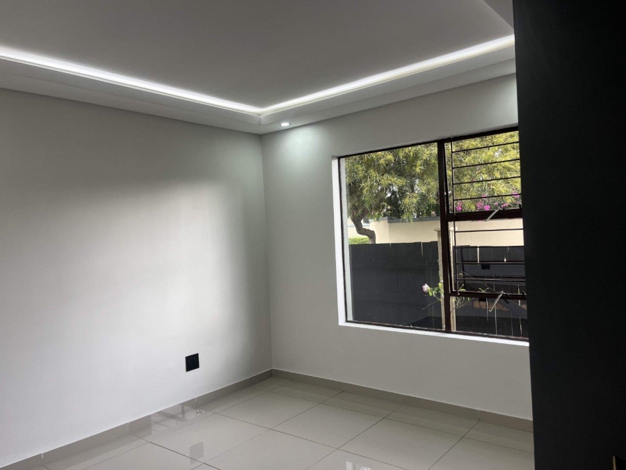 3 Bedroom Property for Sale in Fourways Gauteng