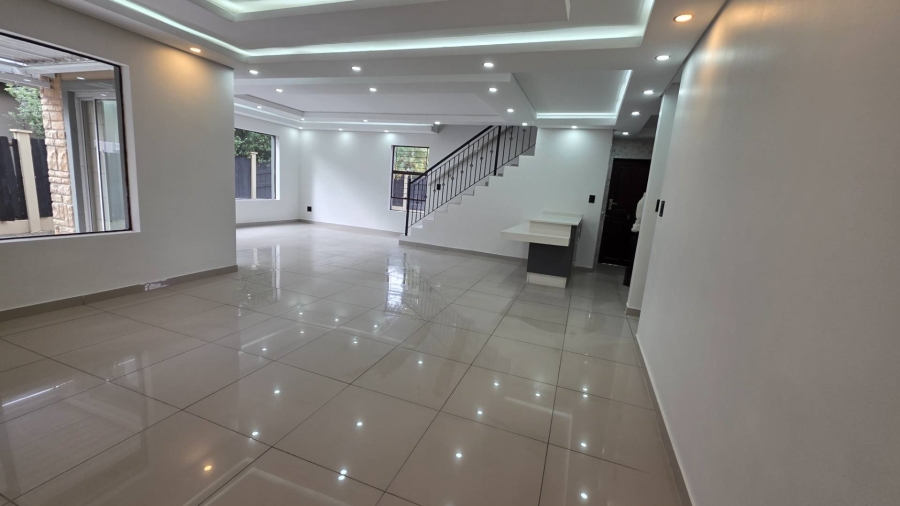 3 Bedroom Property for Sale in Fourways Gauteng