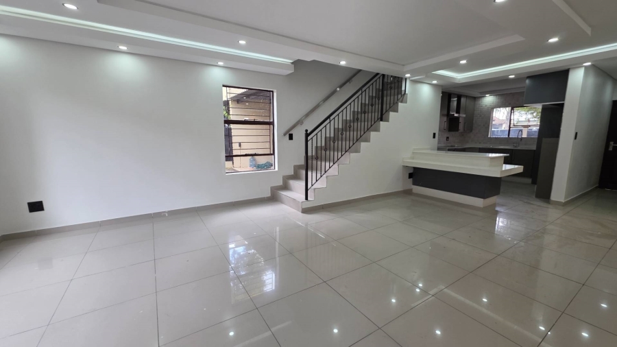3 Bedroom Property for Sale in Fourways Gauteng