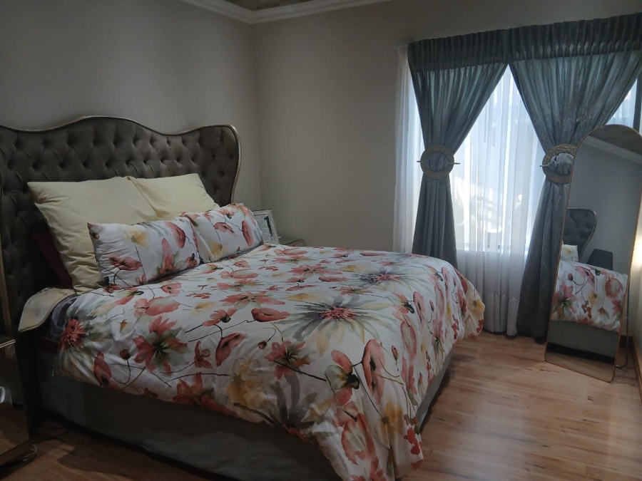 To Let 2 Bedroom Property for Rent in Comet Gauteng
