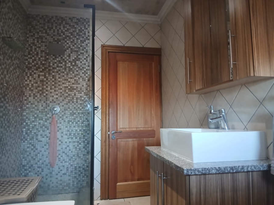 To Let 2 Bedroom Property for Rent in Comet Gauteng
