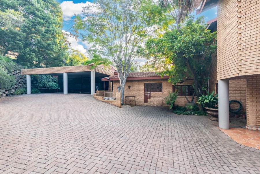 4 Bedroom Property for Sale in Helderkruin Gauteng