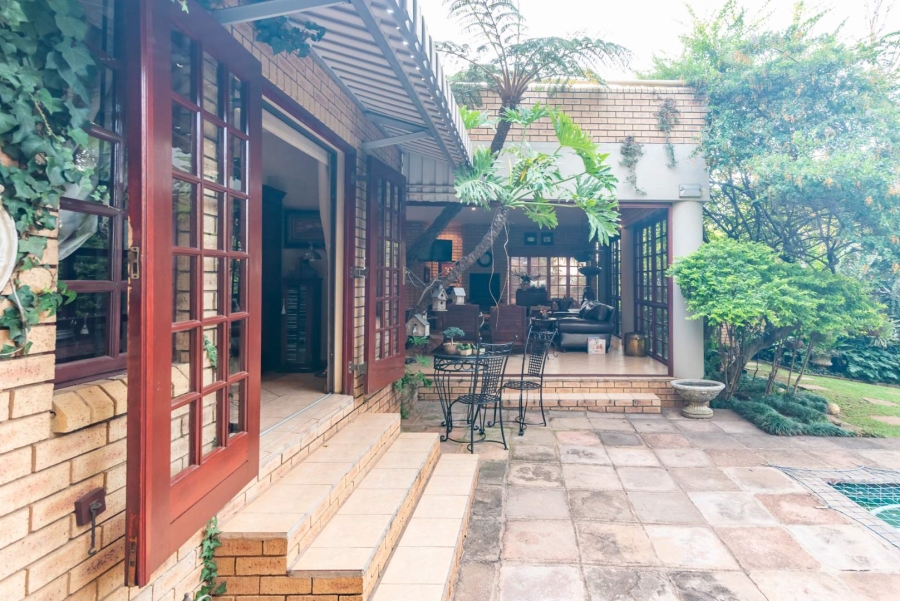4 Bedroom Property for Sale in Helderkruin Gauteng