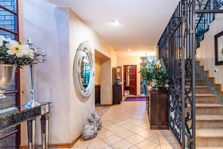 4 Bedroom Property for Sale in Helderkruin Gauteng