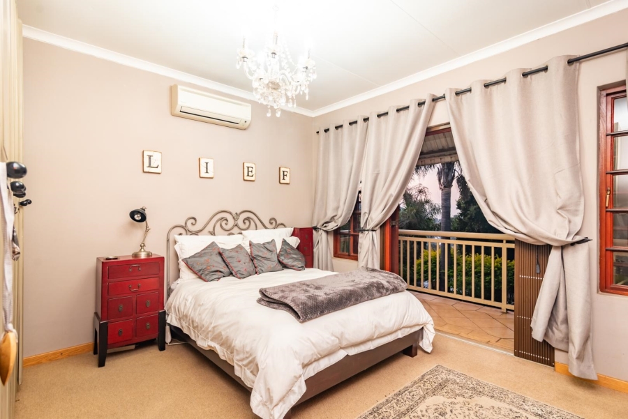 4 Bedroom Property for Sale in Helderkruin Gauteng