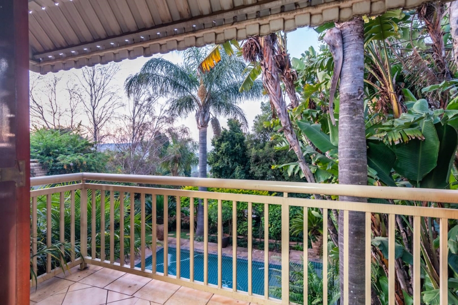 4 Bedroom Property for Sale in Helderkruin Gauteng