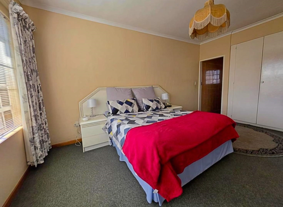 3 Bedroom Property for Sale in New Redruth Gauteng