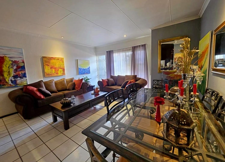 3 Bedroom Property for Sale in New Redruth Gauteng