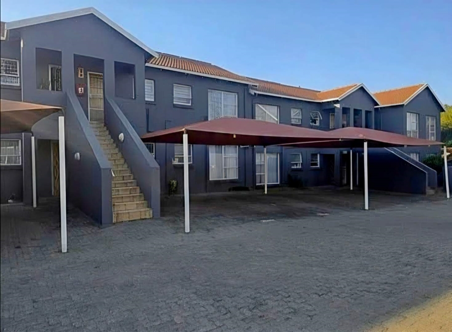 3 Bedroom Property for Sale in New Redruth Gauteng