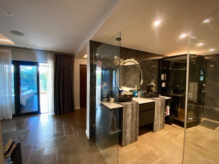 5 Bedroom Property for Sale in Montana Gauteng