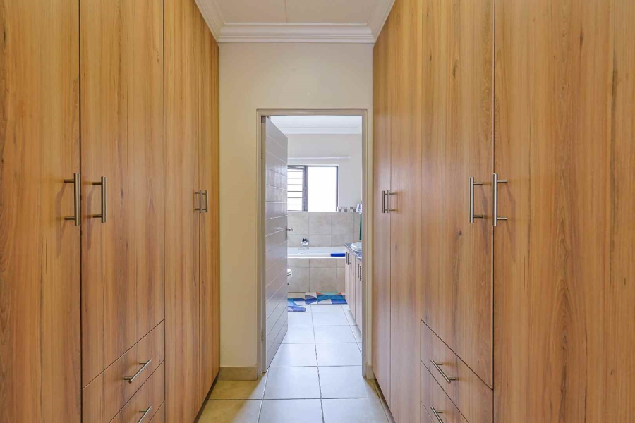 3 Bedroom Property for Sale in Equestria Gauteng