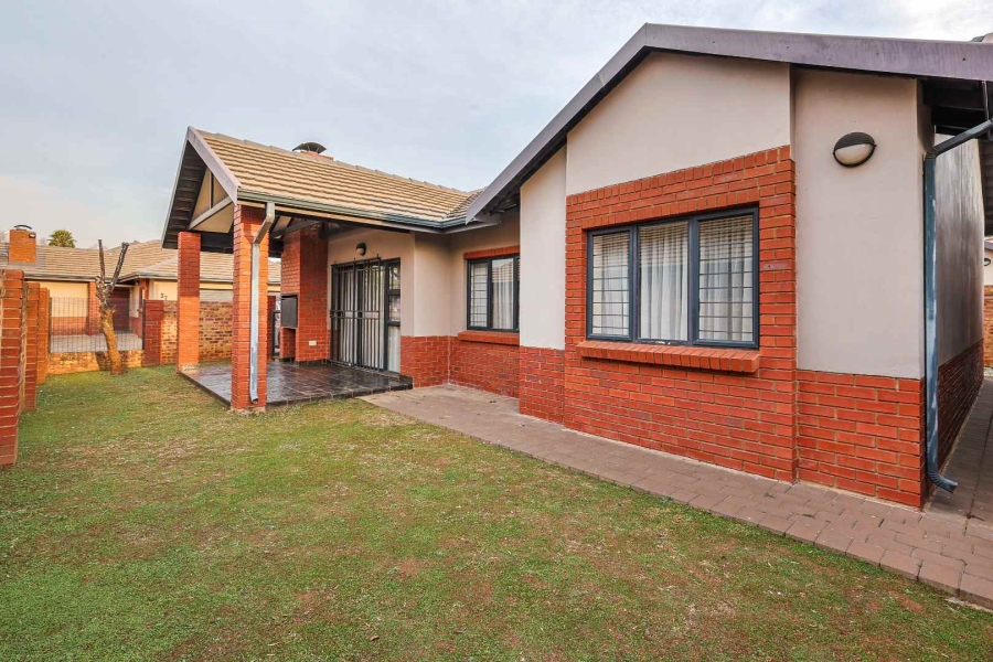 3 Bedroom Property for Sale in Equestria Gauteng