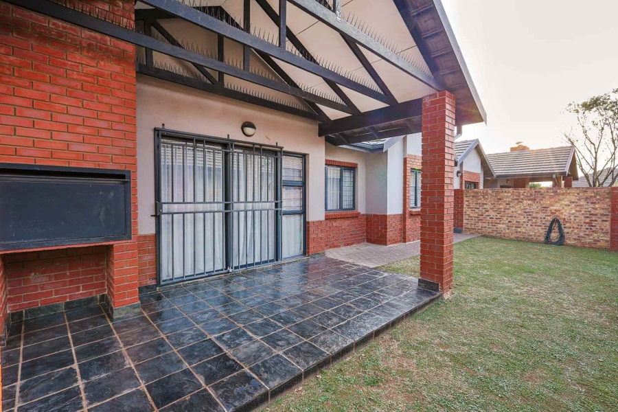3 Bedroom Property for Sale in Equestria Gauteng