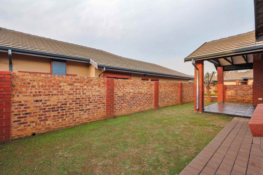 3 Bedroom Property for Sale in Equestria Gauteng