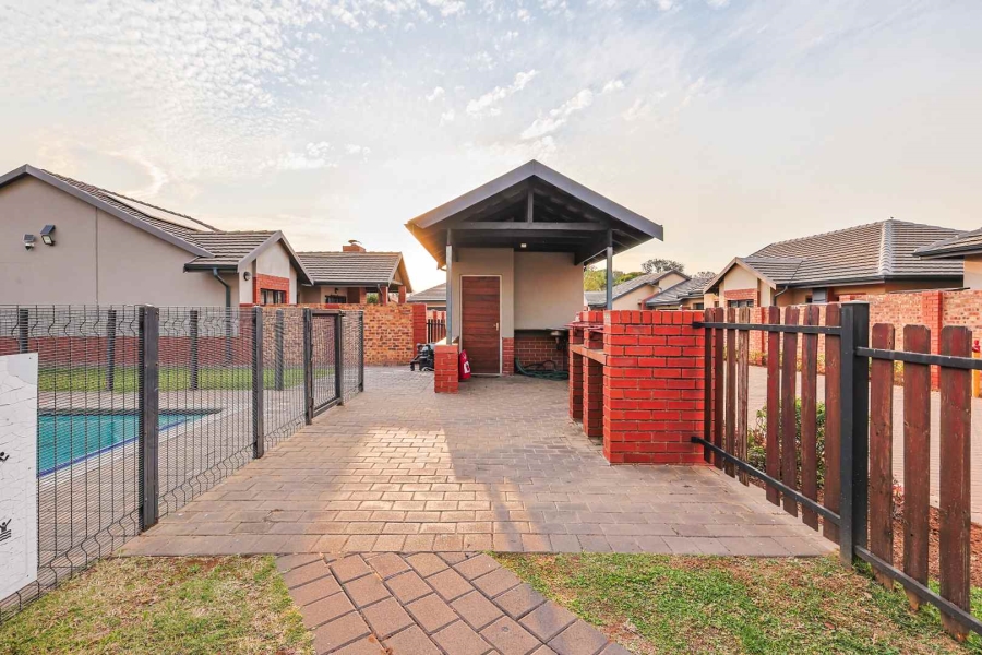 3 Bedroom Property for Sale in Equestria Gauteng