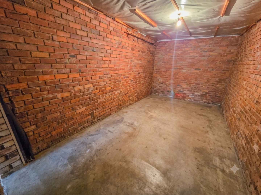 2 Bedroom Property for Sale in Die Wilgers Gauteng