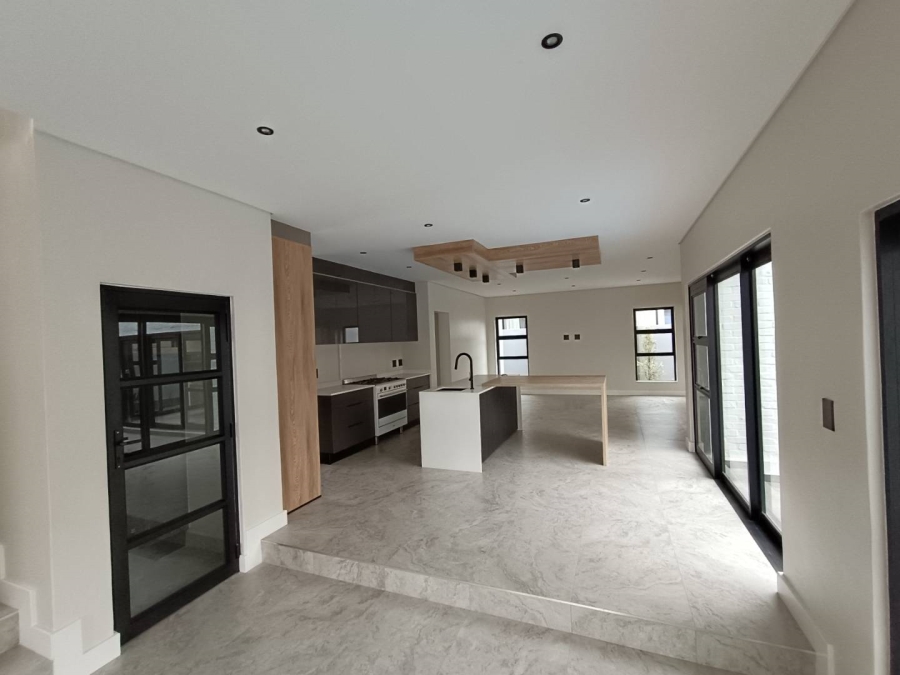 4 Bedroom Property for Sale in Midstream Estate Gauteng